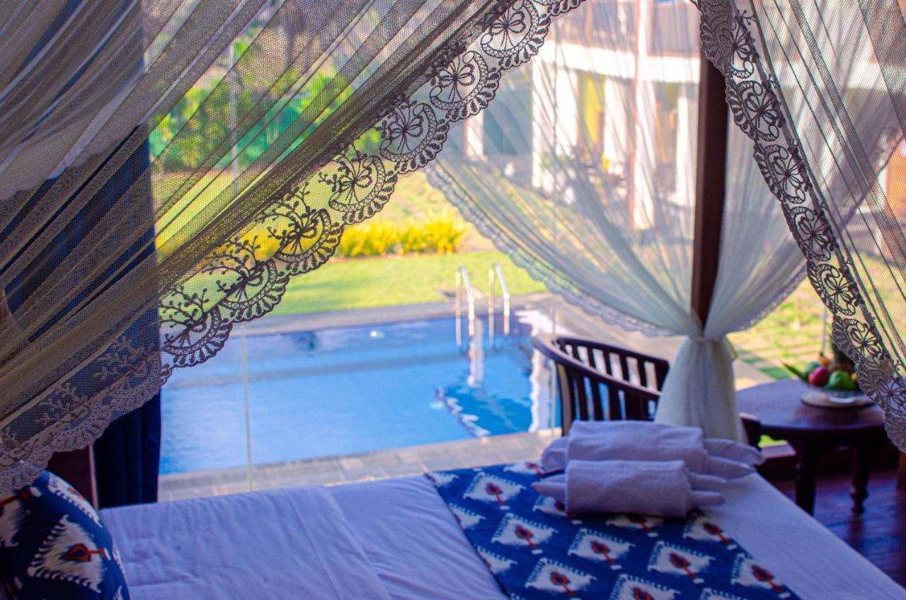 Calypso Sunset Hotel Iranawila Kültér fotó